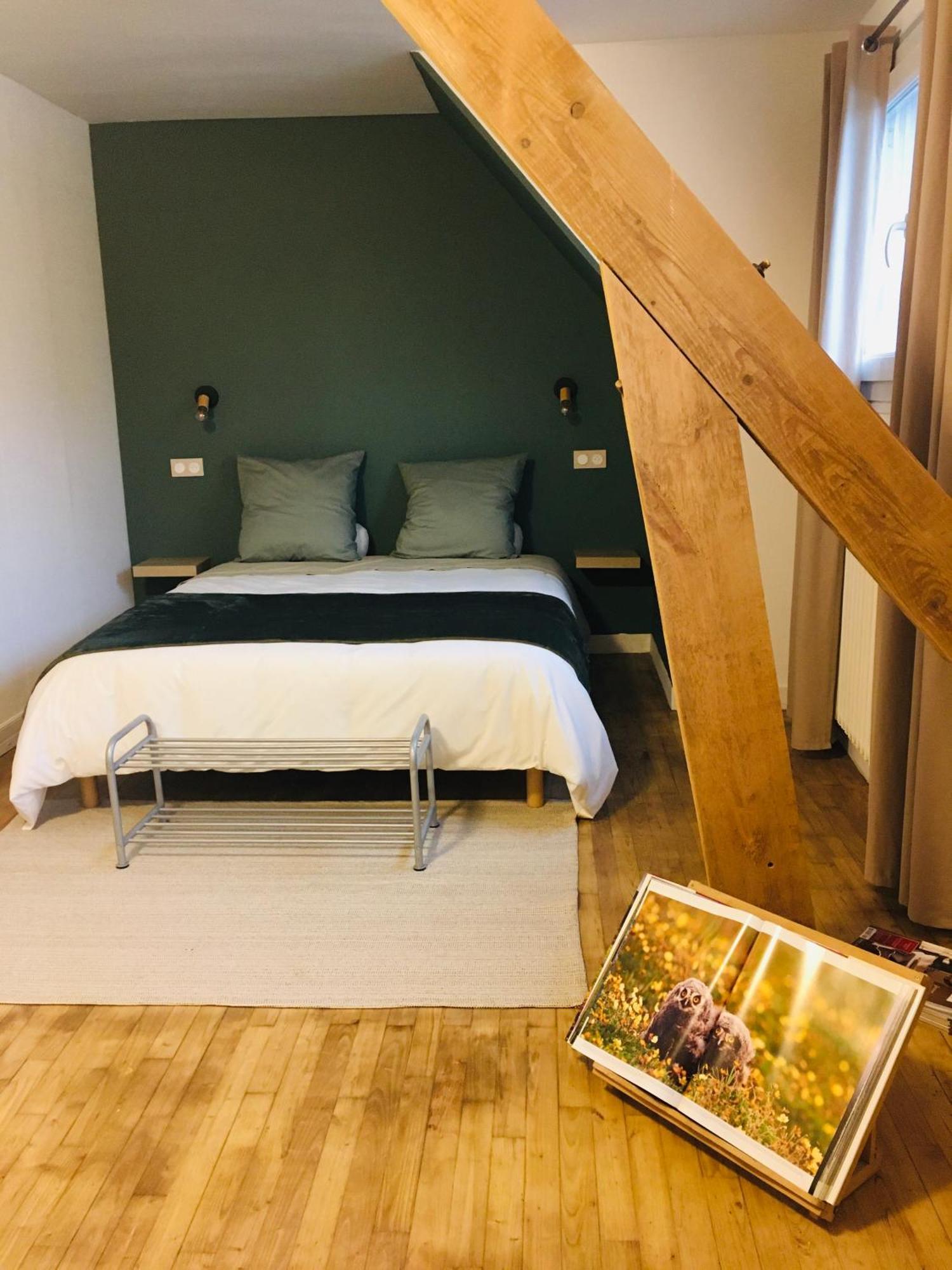 Bed and Breakfast Les Remparts Châteauneuf-du-Faou Exteriér fotografie